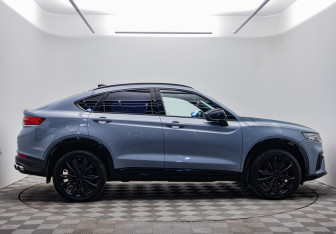 Подержанный автомобиль Geely Tugella 2023 года (4 фото)