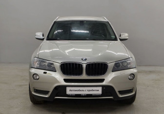 Подержанный автомобиль BMW X3 2011 года (2 фото)