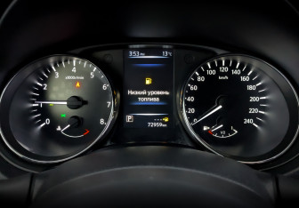 Подержанный автомобиль Nissan Qashqai 2021 года (13 фото)