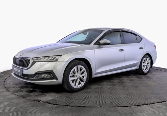 Подержанный автомобиль Skoda Octavia Liftback 2021 года (1 фото)