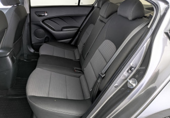 Подержанный автомобиль Kia Cerato Sedan 2018 года (18 фото)