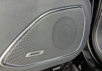 Подержанный автомобиль Hongqi HS5 2024 года (22 фото)