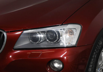 Подержанный автомобиль BMW X3 2013 года (7 фото)