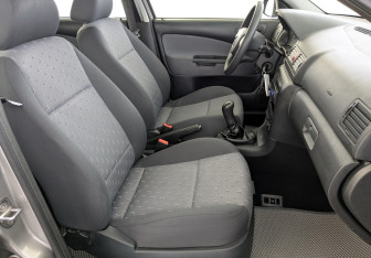 Подержанный автомобиль Skoda Octavia Liftback 2010 года (23 фото)