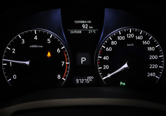 Подержанный автомобиль Lexus RX 2014 года (16 фото)