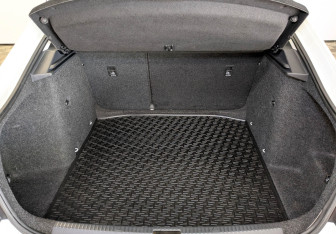 Подержанный автомобиль Skoda Octavia Liftback 2018 года (10 фото)