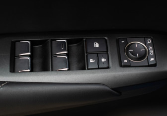 Подержанный автомобиль Lexus NX 2020 года (24 фото)