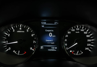 Подержанный автомобиль Nissan Qashqai 2014 года (11 фото)