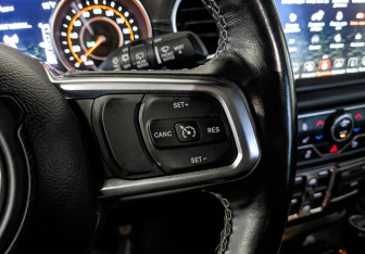 Подержанный автомобиль Jeep Wrangler 2021 года (28 фото)