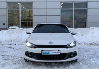 Подержанный автомобиль Volkswagen Scirocco 2011 года (2 фото)