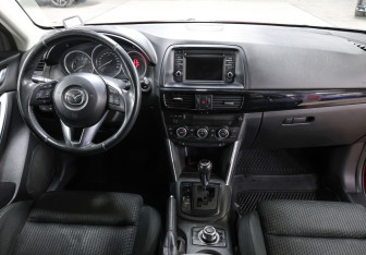Подержанный автомобиль Mazda CX-5 2013 года (14 фото)