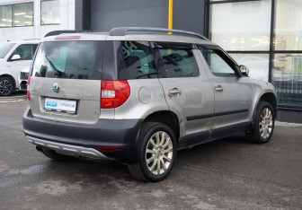 Подержанный автомобиль Skoda Yeti 2011 года (5 фото)