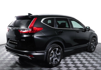 Подержанный автомобиль Honda CR-V 2018 года (5 фото)