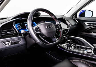 Подержанный автомобиль Geely Tugella 2021 года (12 фото)