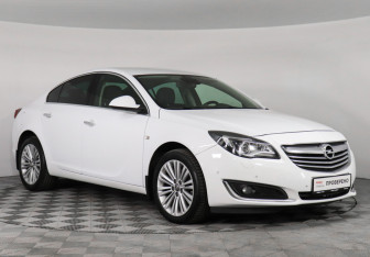 Подержанный автомобиль Opel Insignia Sedan 2014 года (3 фото)