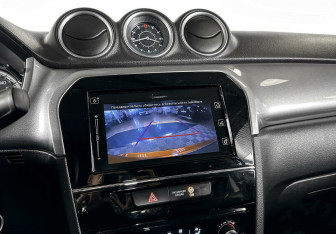Подержанный автомобиль Suzuki Vitara 2018 года (11 фото)
