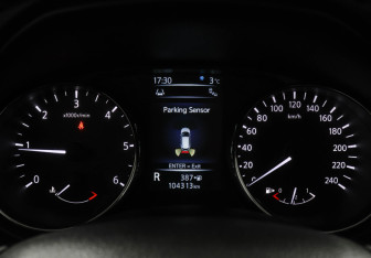 Подержанный автомобиль Nissan Qashqai 2018 года (11 фото)