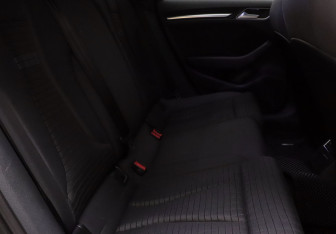 Подержанный автомобиль Audi A3 Sedan 2019 года (8 фото)