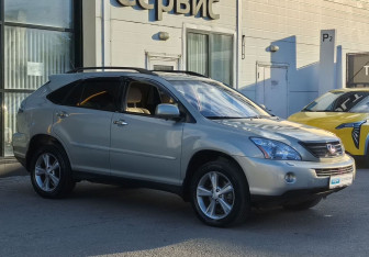 Подержанный автомобиль Lexus RX 2008 года (3 фото)