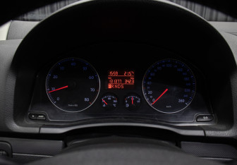 Подержанный автомобиль Volkswagen Golf Hatchback 2008 года (13 фото)