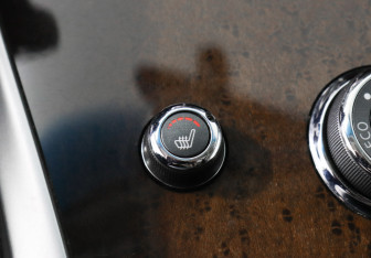 Подержанный автомобиль Infiniti QX60 2015 года (16 фото)