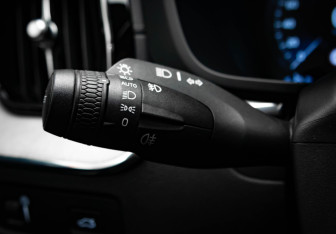 Подержанный автомобиль Volvo XC60 2021 года (12 фото)