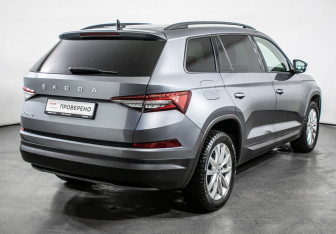 Подержанный автомобиль Skoda Kodiaq 2022 года (5 фото)