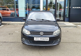 Подержанный автомобиль Volkswagen Polo Sedan 2013 года (2 фото)