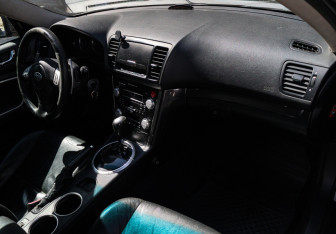 Подержанный автомобиль Subaru Outback Wagon 2008 года (7 фото)