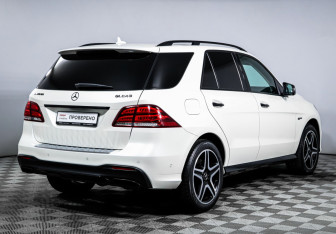 Подержанный автомобиль Mercedes-Benz GLE AMG 2016 года (5 фото)