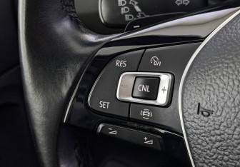 Подержанный автомобиль Volkswagen Tiguan 2018 года (27 фото)