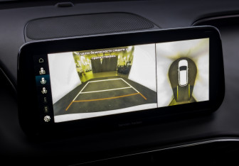 Подержанный автомобиль Hyundai Santa Fe 2022 года (30 фото)