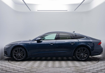 Подержанный автомобиль Audi A7 2020 года (2 фото)