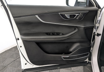 Подержанный автомобиль Chery Tiggo 8 2021 года (20 фото)