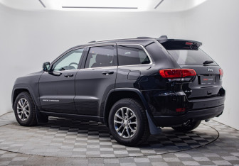 Подержанный автомобиль Jeep Grand Cherokee 2014 года (3 фото)