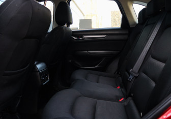Подержанный автомобиль Mazda CX-5 2017 года (8 фото)