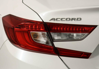 Подержанный автомобиль Honda Accord Sedan 2020 года (6 фото)