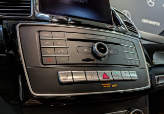 Подержанный автомобиль Mercedes-Benz GLE 2018 года (27 фото)