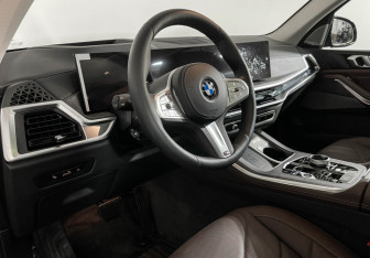 Новый BMW X5 2025 (12 фото)