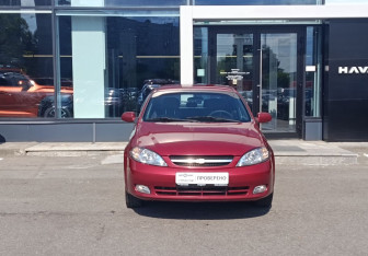 Подержанный автомобиль Chevrolet Lacetti Hatchback 2008 года (2 фото)