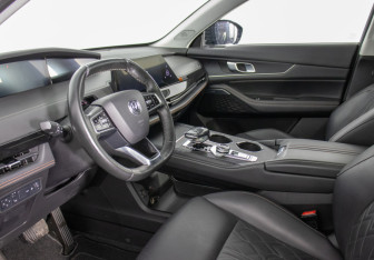 Подержанный автомобиль Changan UNI-K 2021 года (10 фото)