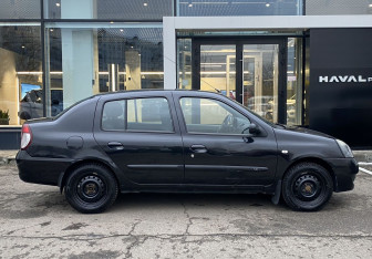 Подержанный автомобиль Renault Symbol 2006 года (4 фото)