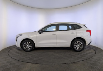 Подержанный автомобиль Haval Jolion 2023 года (8 фото)