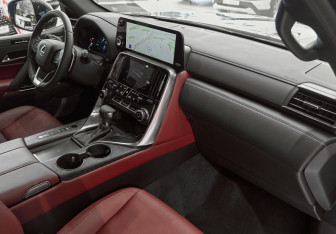 Новый Lexus LX 2025 (19 фото)