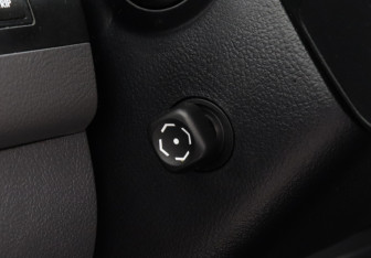 Подержанный автомобиль Lexus LX 2008 года (20 фото)