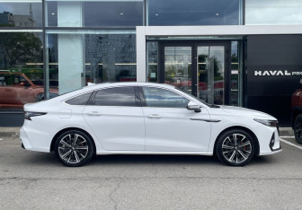 Подержанный автомобиль Chery Arrizo 8 2023 года (4 фото)