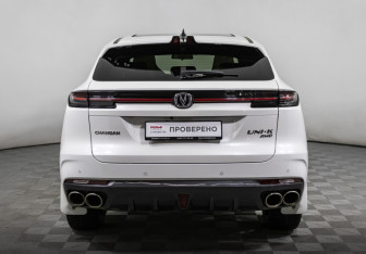 Подержанный автомобиль Changan UNI-K 2024 года (6 фото)