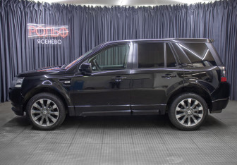 Подержанный автомобиль Land Rover Freelander 2013 года (8 фото)