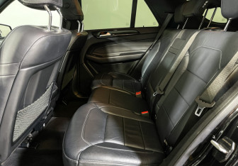 Подержанный автомобиль Mercedes-Benz GLE 2017 года (10 фото)