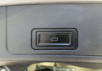 Подержанный автомобиль Chery Tiggo 7 Pro Max 2023 года (21 фото)